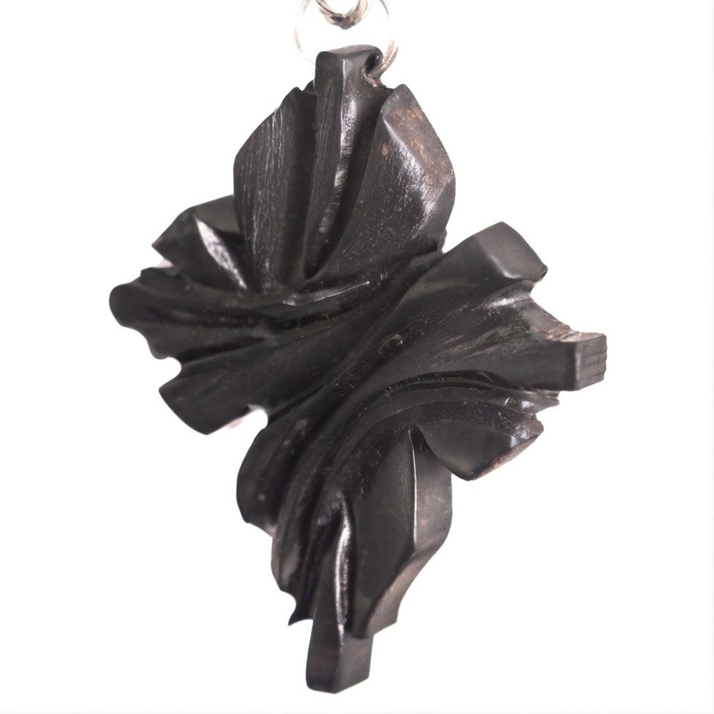 Fe Negra — joya artesanal Fustchic