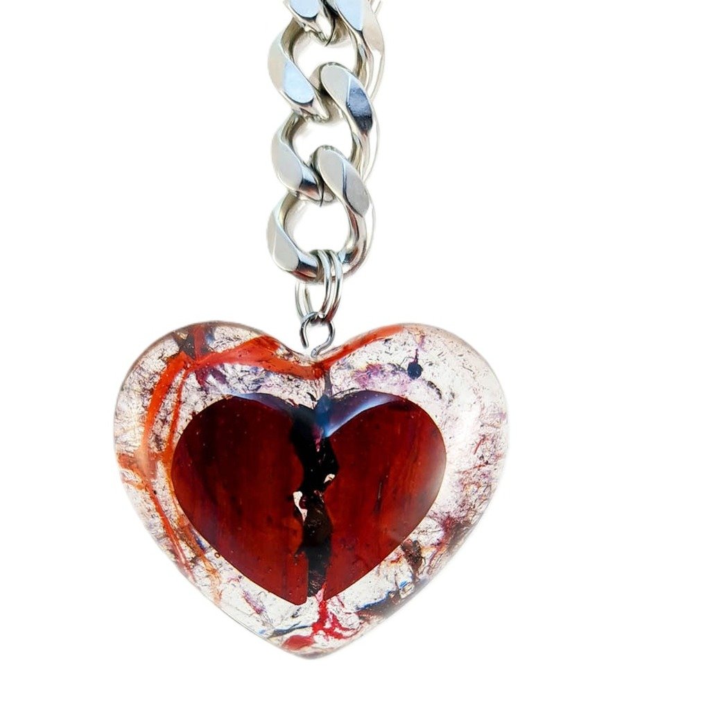 Corazón Palo Rojo — joya artesanal Fustchic